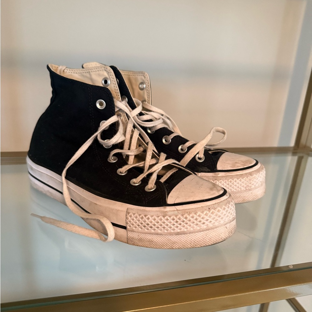 Platform Converse Black and White Sneakers Iconic Style